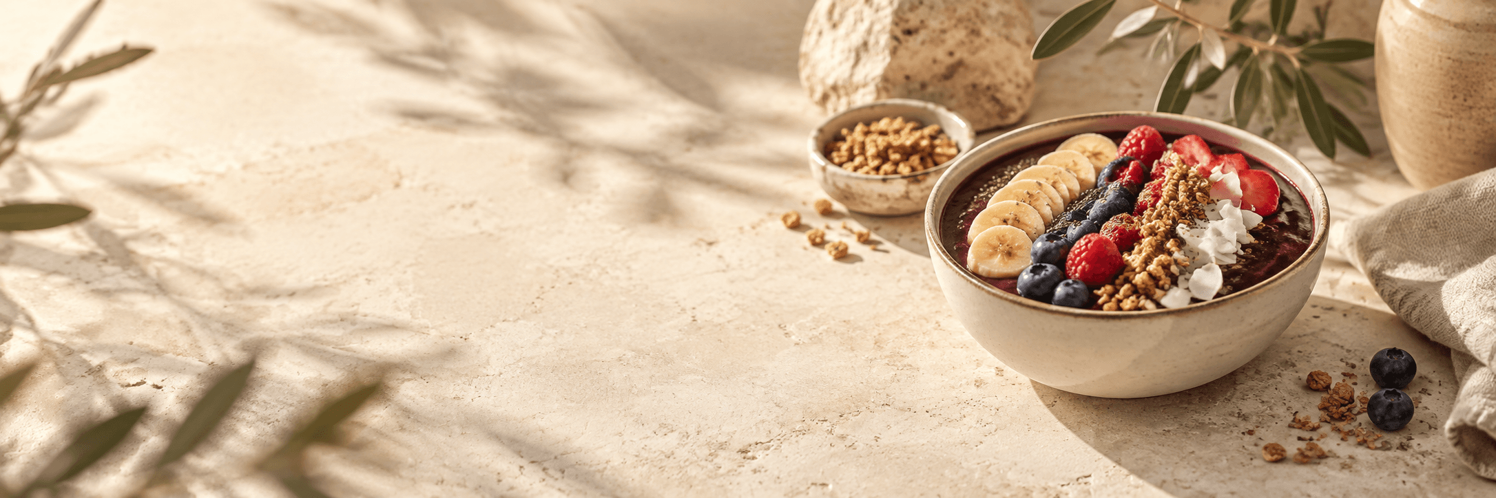 Bowl de frutas y granola, una propuesta llena de color